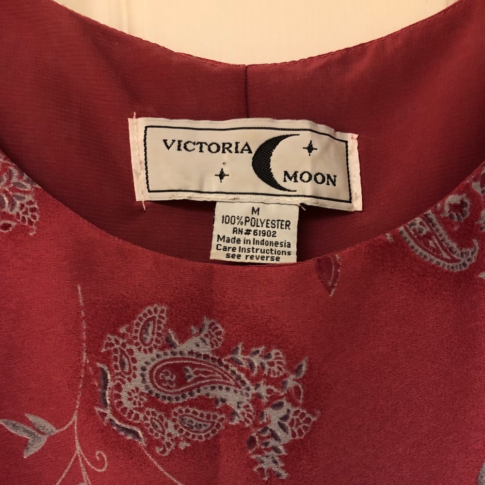 👗Cute Vintage Maxi Dress! - Picture 5 of 8